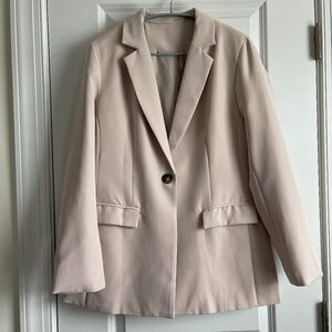 Women's Casual Blazer - EUC - Size Medium